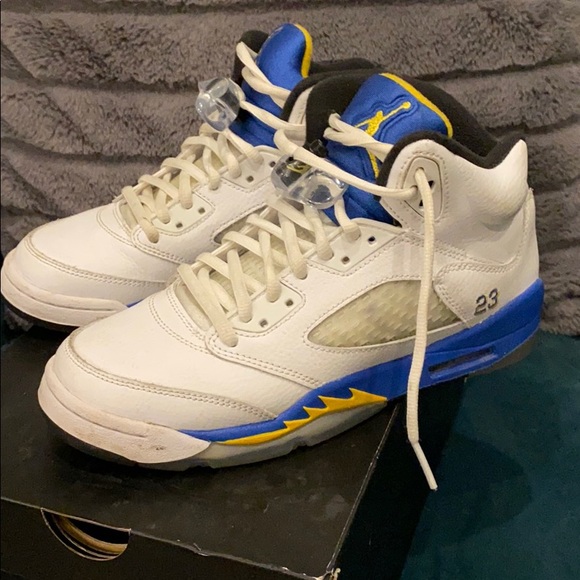 Jordan 5 laney - Picture 2 of 7